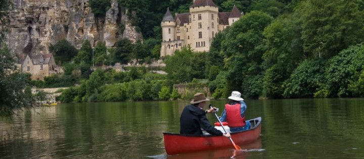 Kayaking in the River Dordogne
